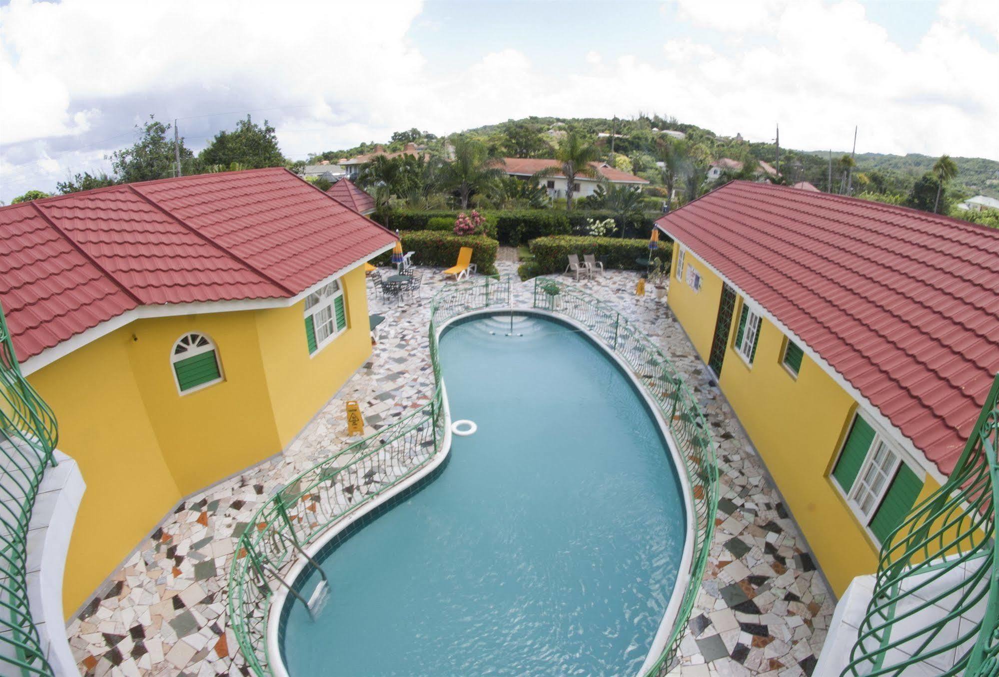 Villa Sonate Runaway Bay Exteriör bild